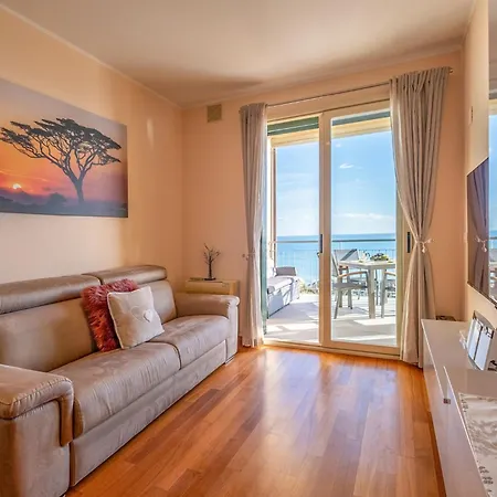 Апартаменты Terrazza Sul Mare Санремо